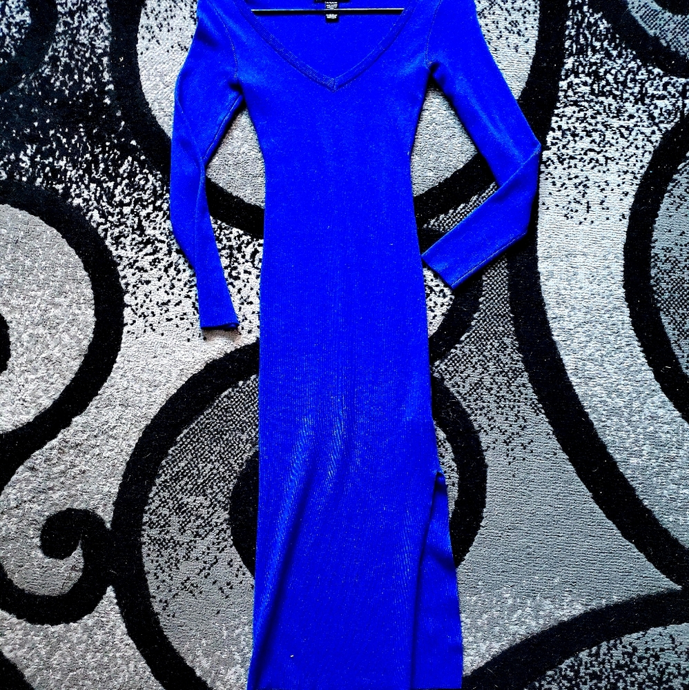 Long blue dress